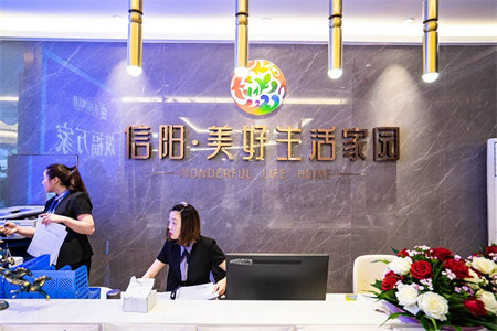 青南组团，精装，带车库，可按揭2室2厅1卫97㎡