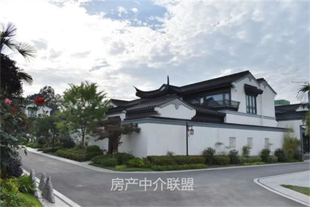 浉河区浉河锦绣3室2厅1卫66万105m2精装修出售